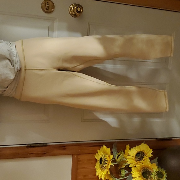 Fabletics leggings - Picture 2 of 5